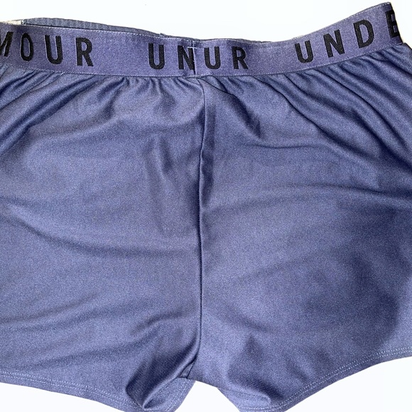 Under armor shorts - Picture 4 of 4